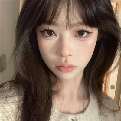名人初乃玩